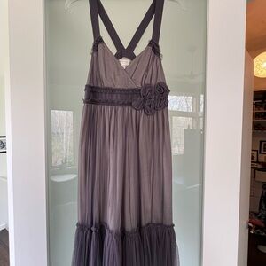 Elegant Gray Sleeveless Dress with Floral Accents